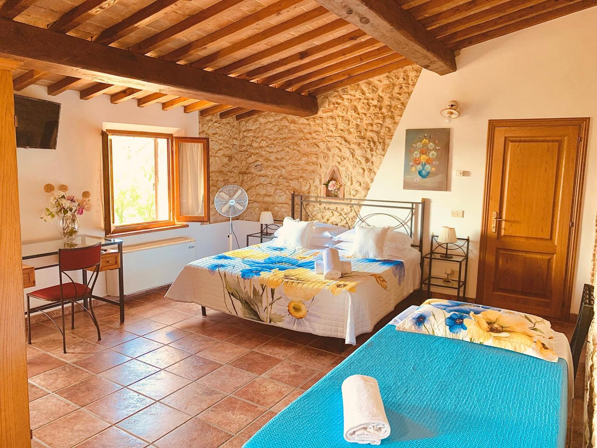Casa Vacanze Etrusco San Gimignano Exteriör bild